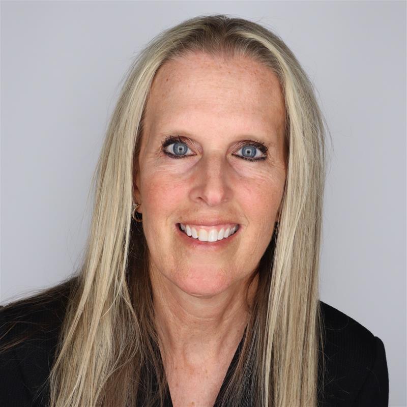 Headshot of Dr. Lisa Cannada