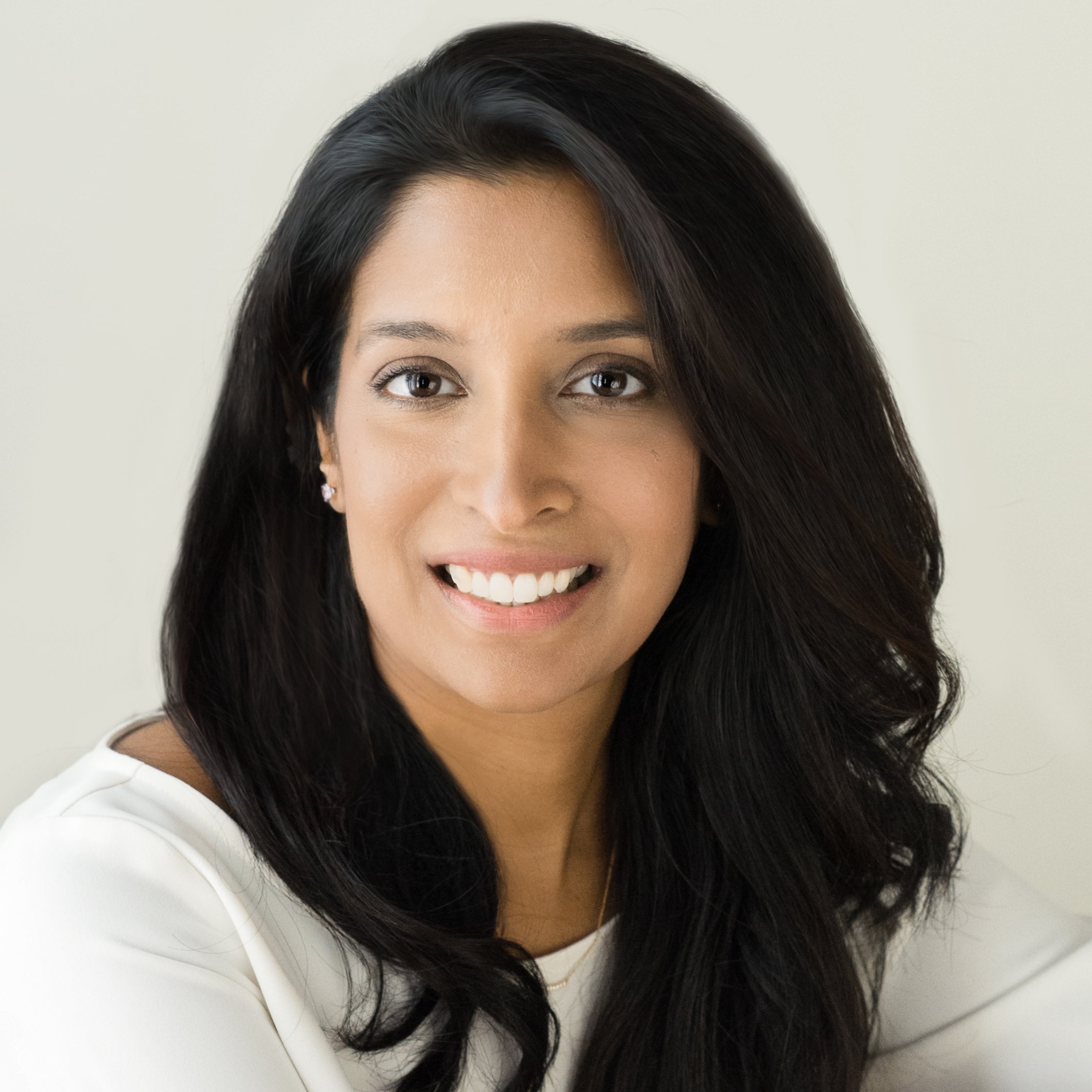 Sheri Dewan headshot